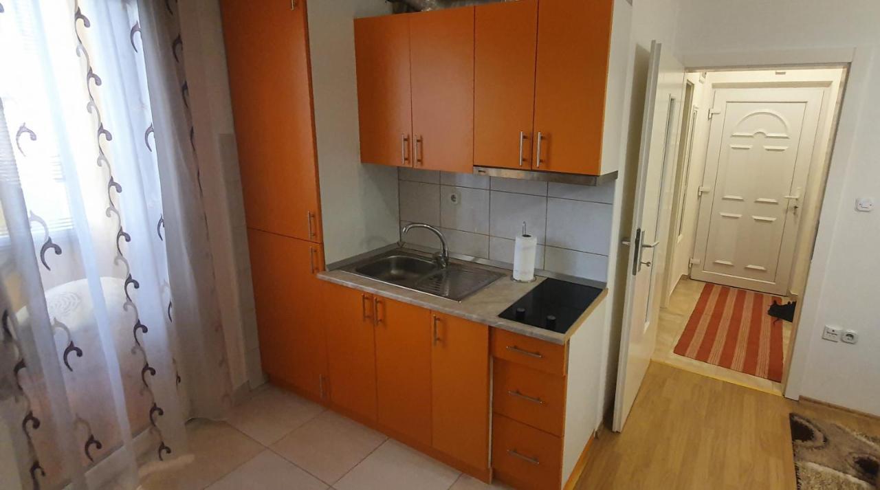Stan Na Dan Prnjavor, Gajba U Centru Διαμέρισμα Εξωτερικό φωτογραφία